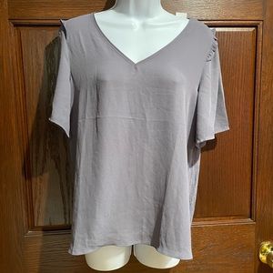 Loft outlet gray shirt